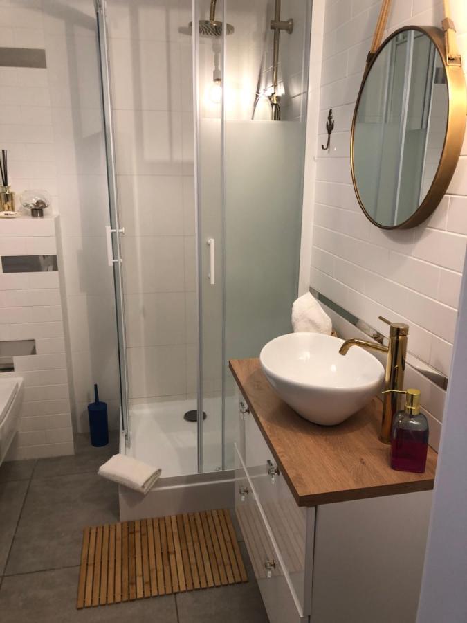 Apartament Marine Holiday Elblag - Winda -Parking W Hali Garazowej -Gratis -Business Stays ภายนอก รูปภาพ